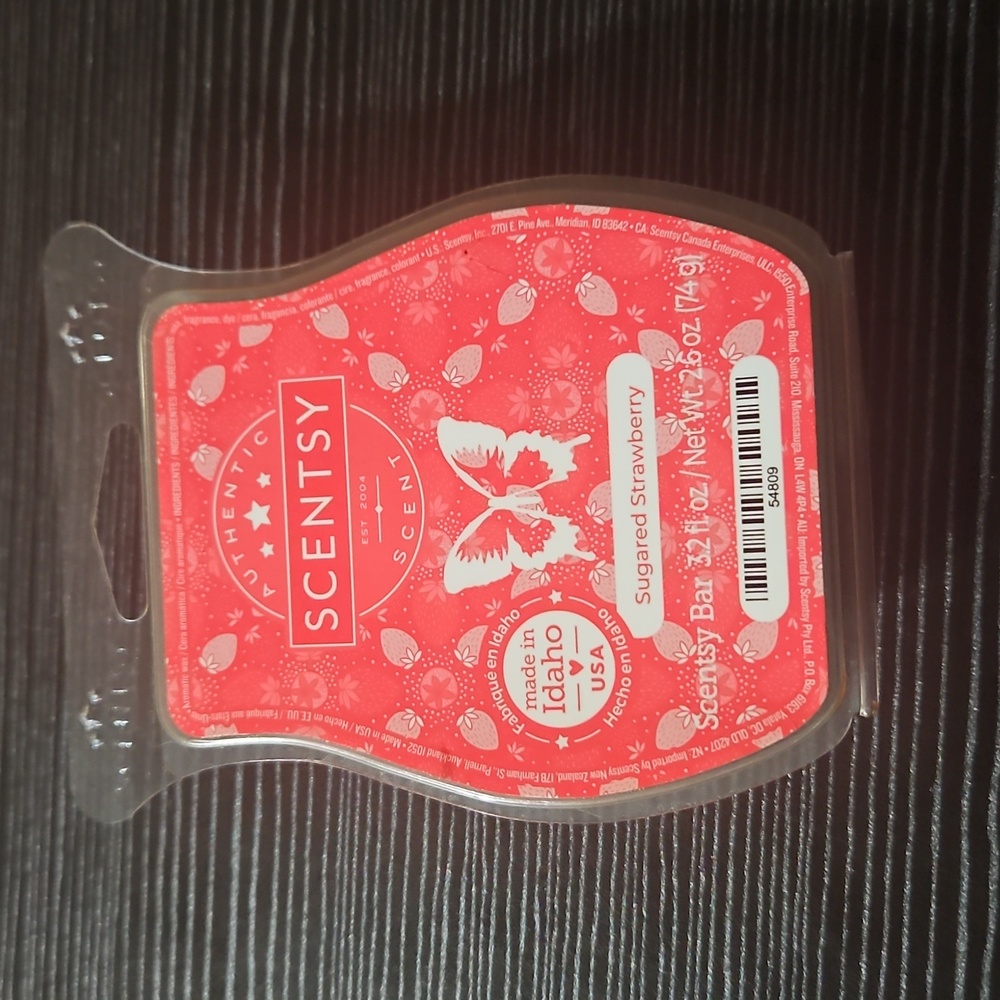Sugared strawberry scentsy wax bar